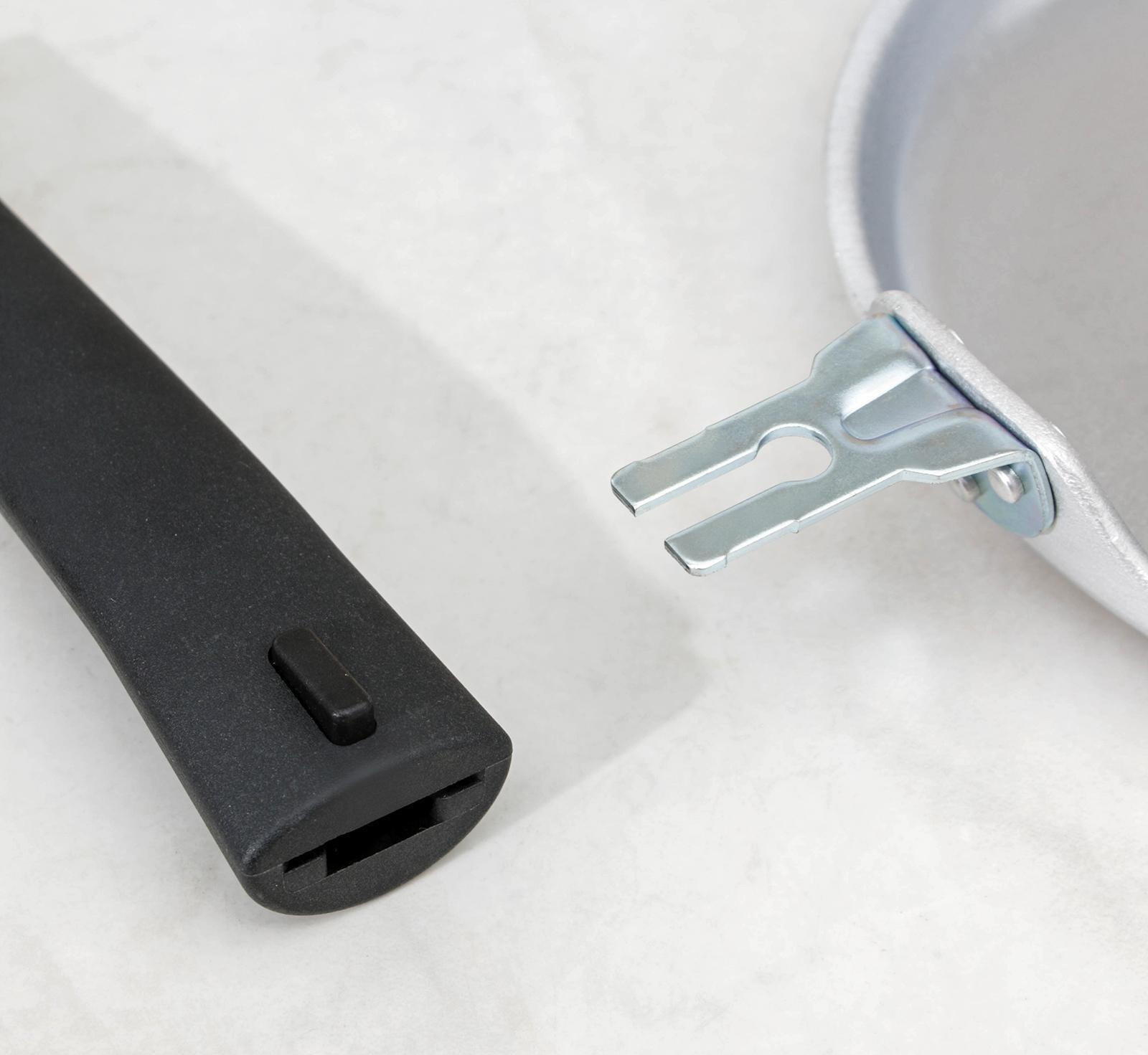 Сковорода блинная, d=20 см, пластиковая ручка, цвет хромированный