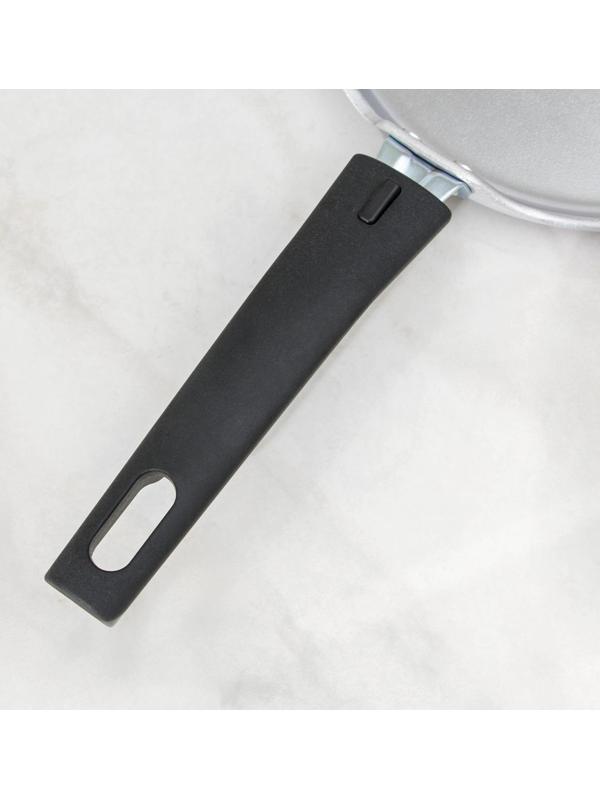 Сковорода блинная, d=20 см, пластиковая ручка, цвет хромированный