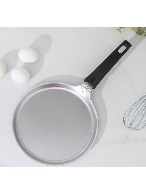 Сковорода блинная, d=22 см, пластиковая ручка, цвет хромированный