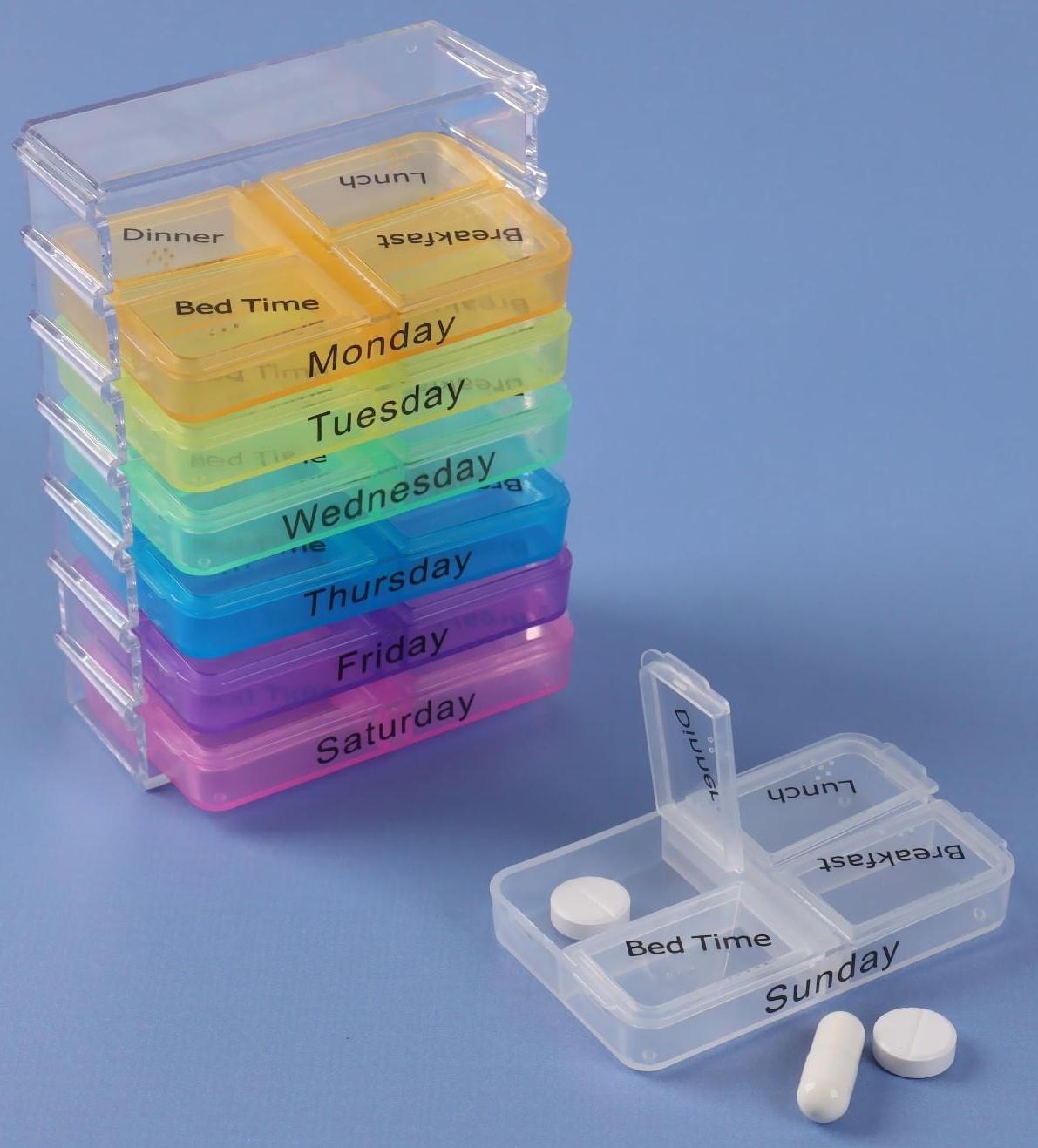 Таблетница-органайзер «Неделька», английские буквы, утро/день/вечер/ночь, 7 контейнеров по 4 секции, разноцветный