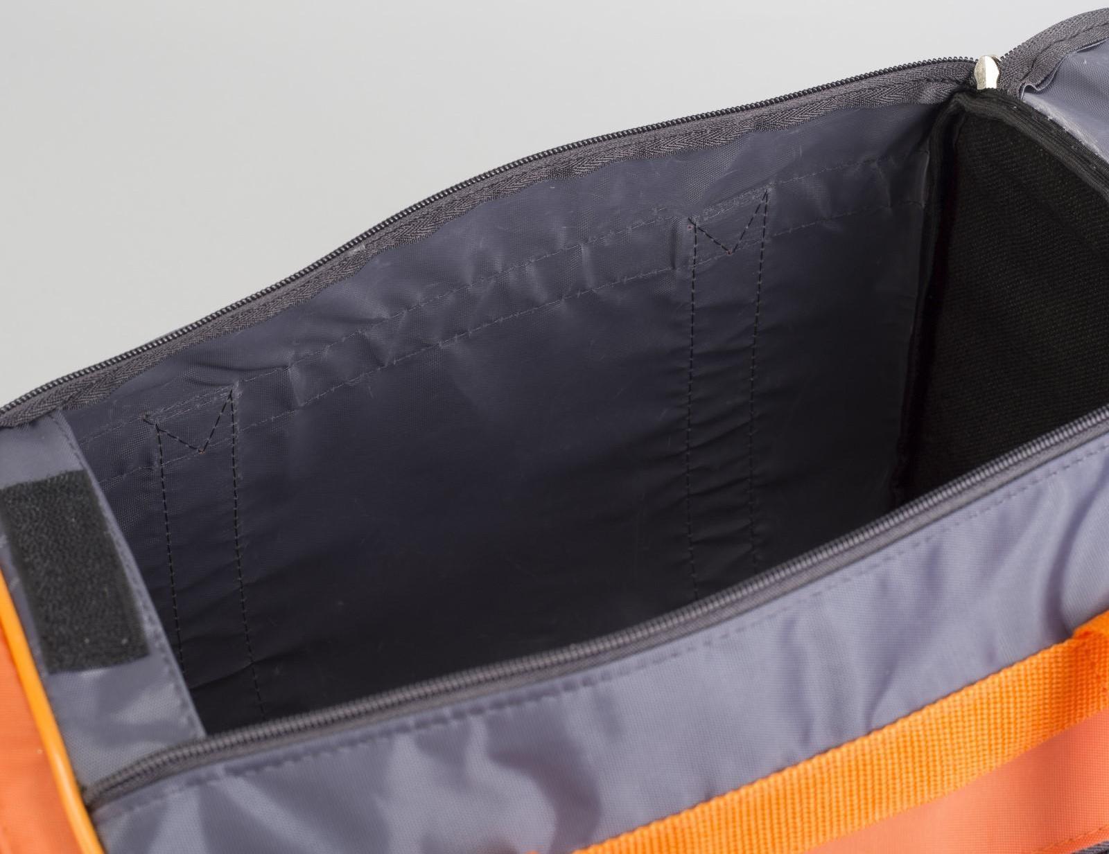 Сумка спортивная на молнии, без подкладки, 3 наружных кармана, цвет серый/оранжевый