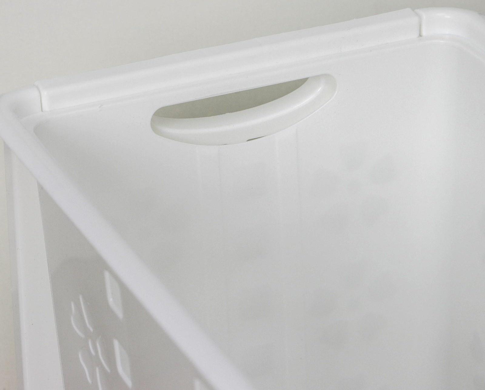 Корзина бельевая с крышкой «Виолетта», 30 л, 36×26,5×47,5 см, цвет белый