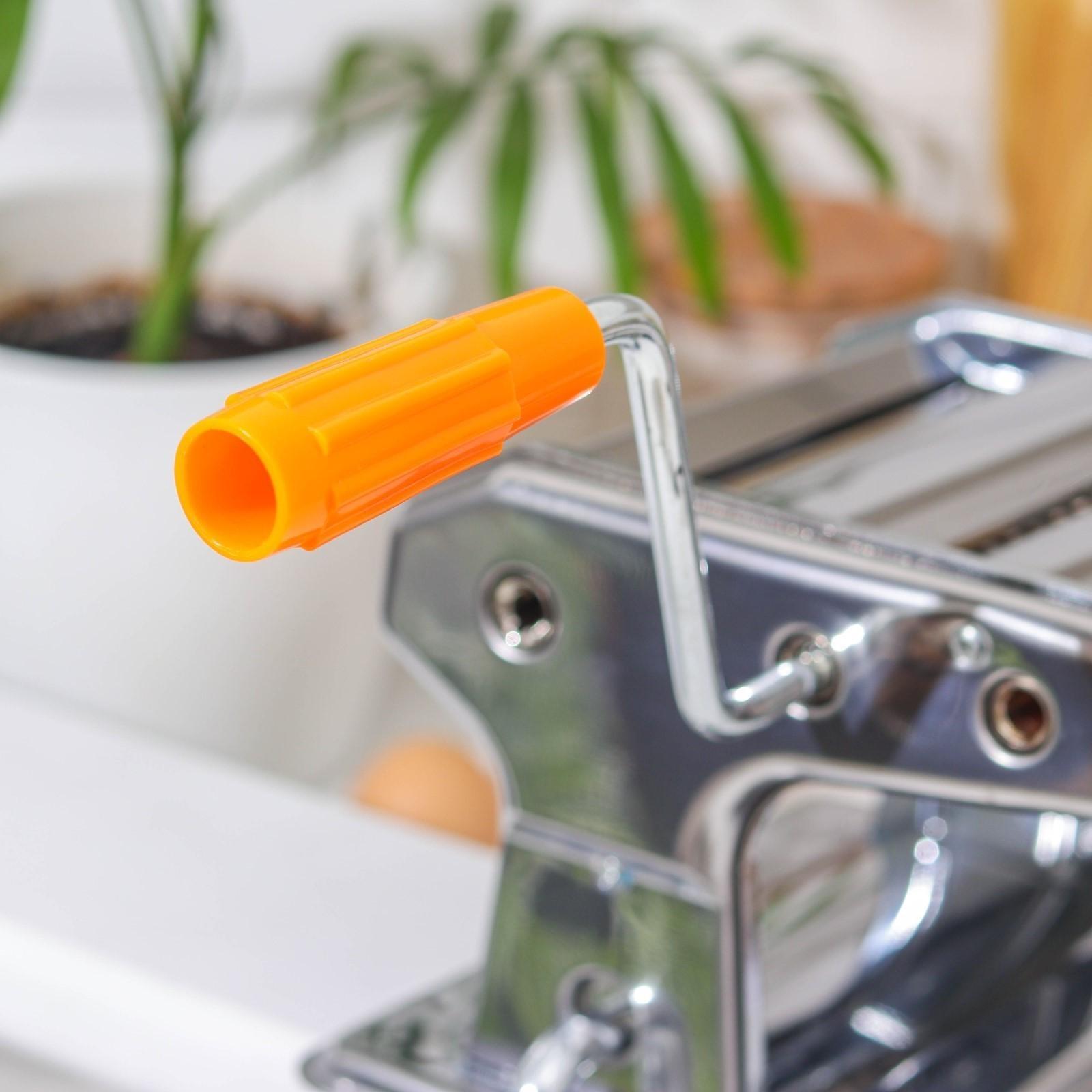 Лапшерезка с функцией раскатывания теста, 6 настроек толщины теста, ширина лапши 2 и 5 мм