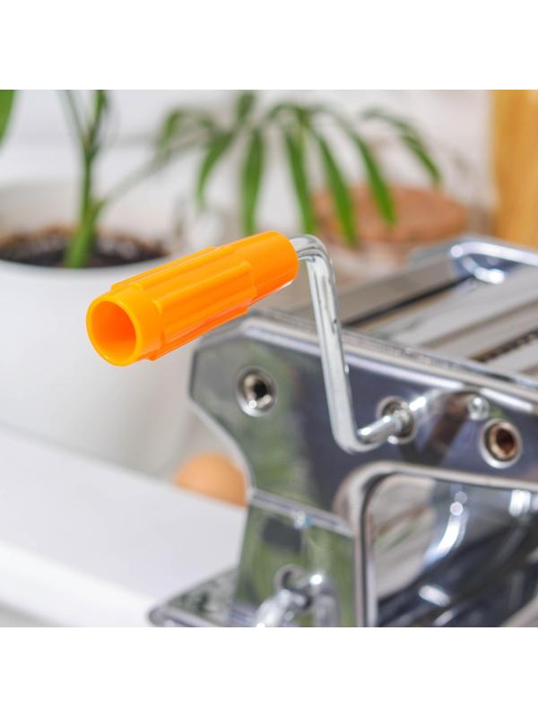 Лапшерезка с функцией раскатывания теста, 6 настроек толщины теста, ширина лапши 2 и 5 мм