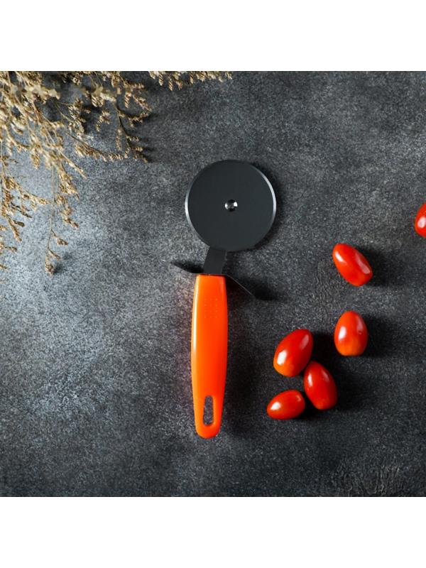 Нож для пиццы и теста «Оранж», 19 см, d=6,7 см, цвет оранжевый