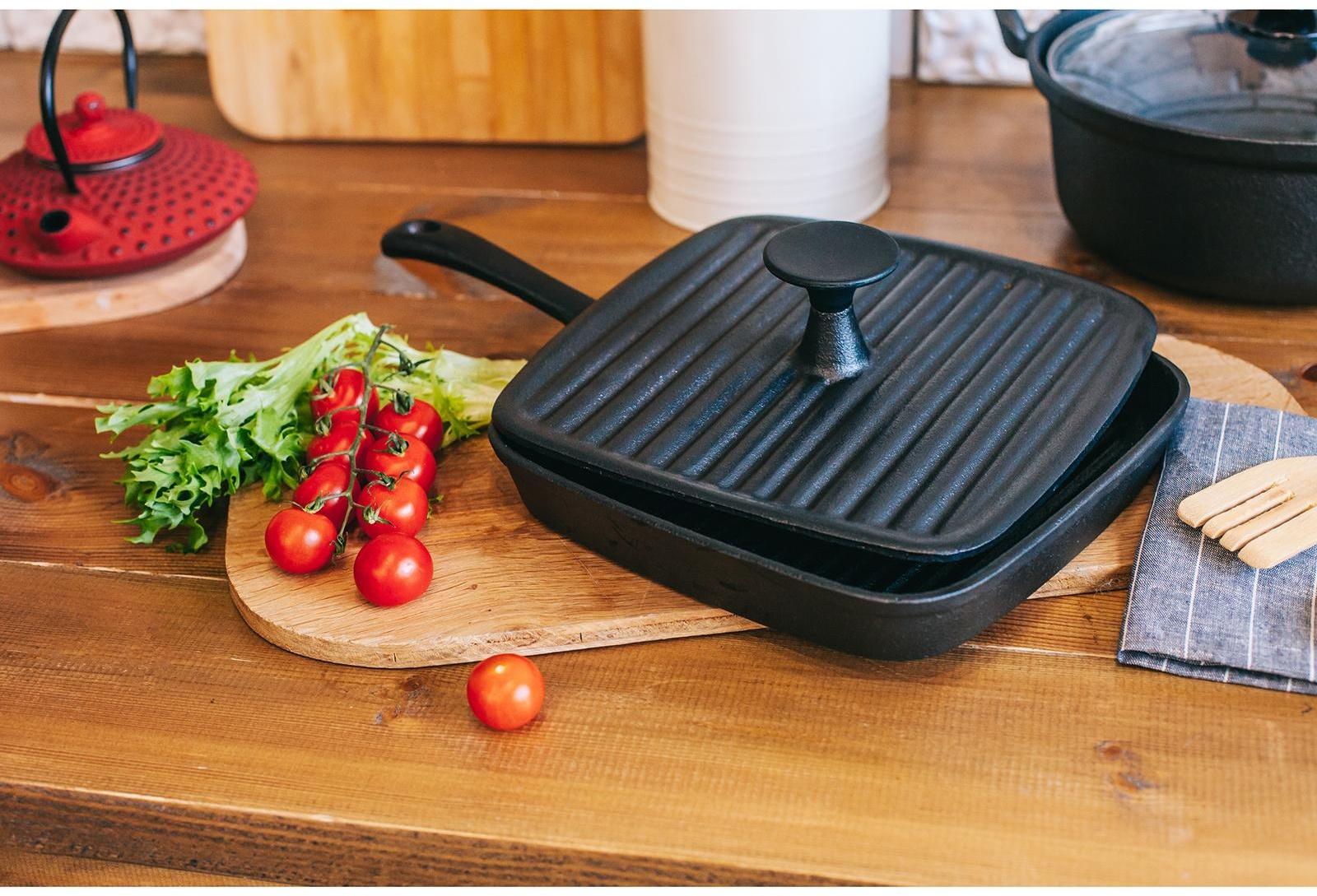 Крышка-пресс чугунная Доляна «Квадрат. Гриль», 23×23 см