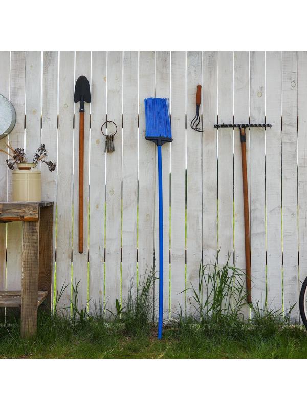 Метла полипропиленовая, плоская, с черенком, цвет МИКС