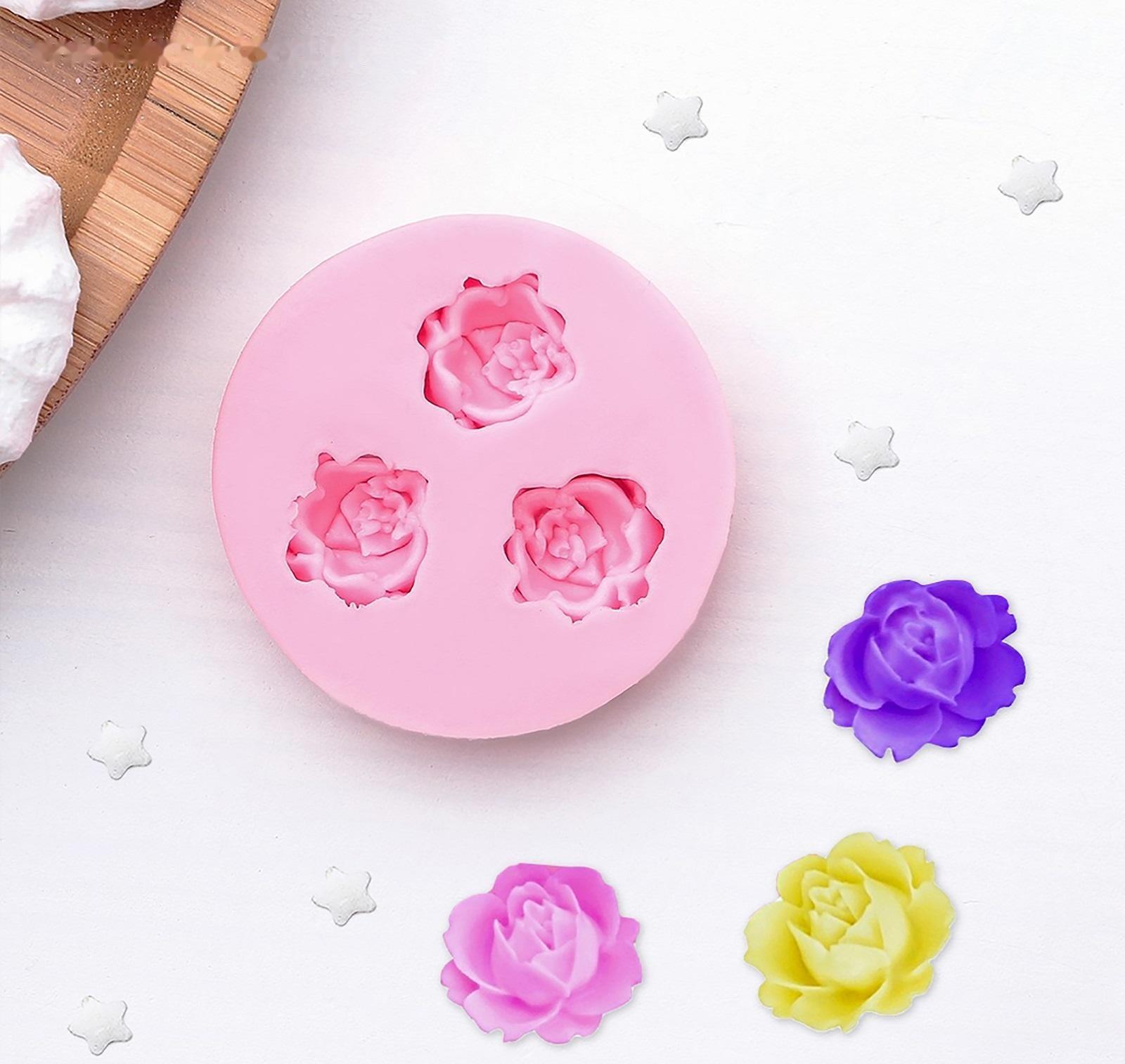 Молд «Три малых розы», 4,5 см, цвет розовый