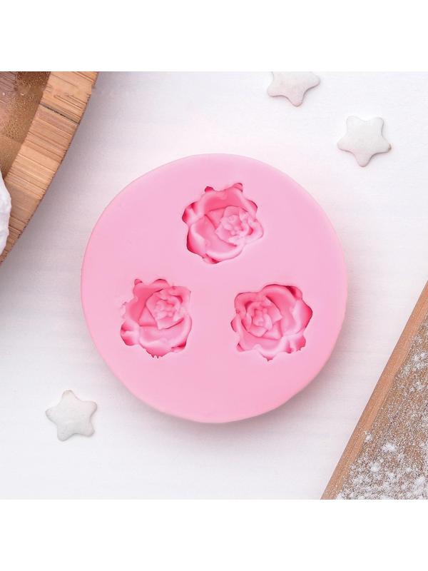 Молд «Три малых розы», 4,5 см, цвет розовый