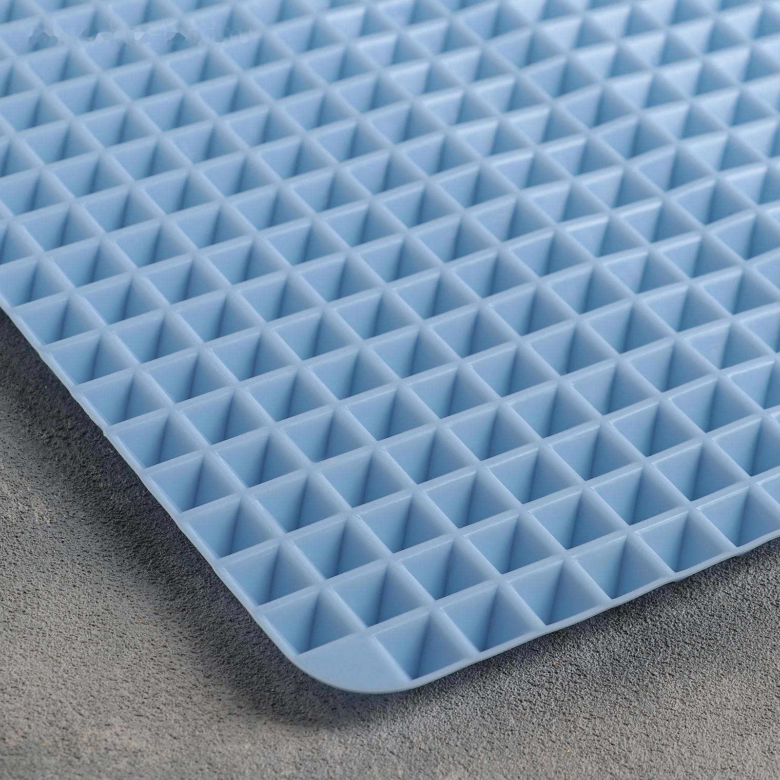 Коврик-антижир силиконовый Доляна «Шипы», 39×27,5 см, цвет МИКС