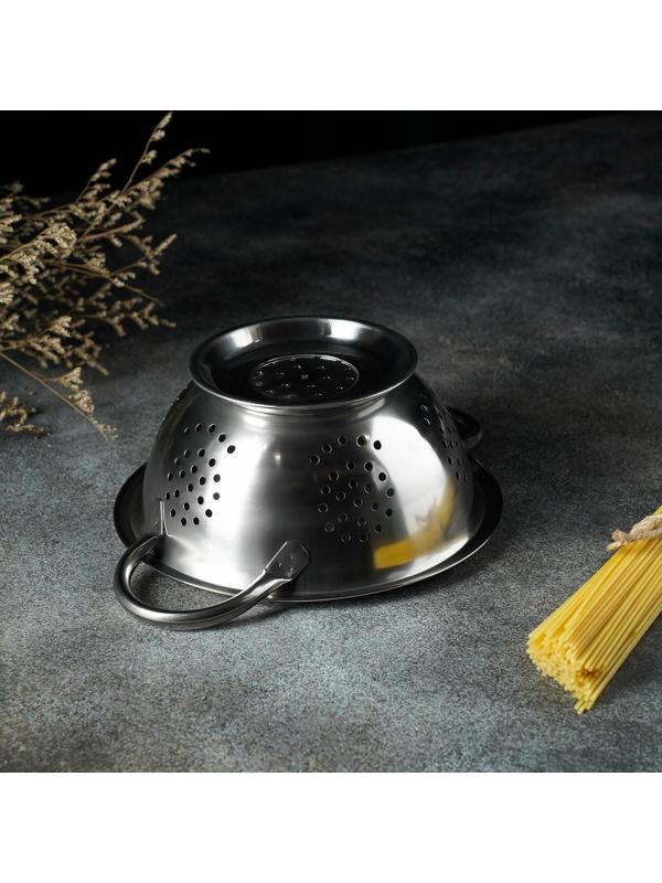 Дуршлаг из нержавеющей стали Доляна, d=22 см, на ножке, две ручки