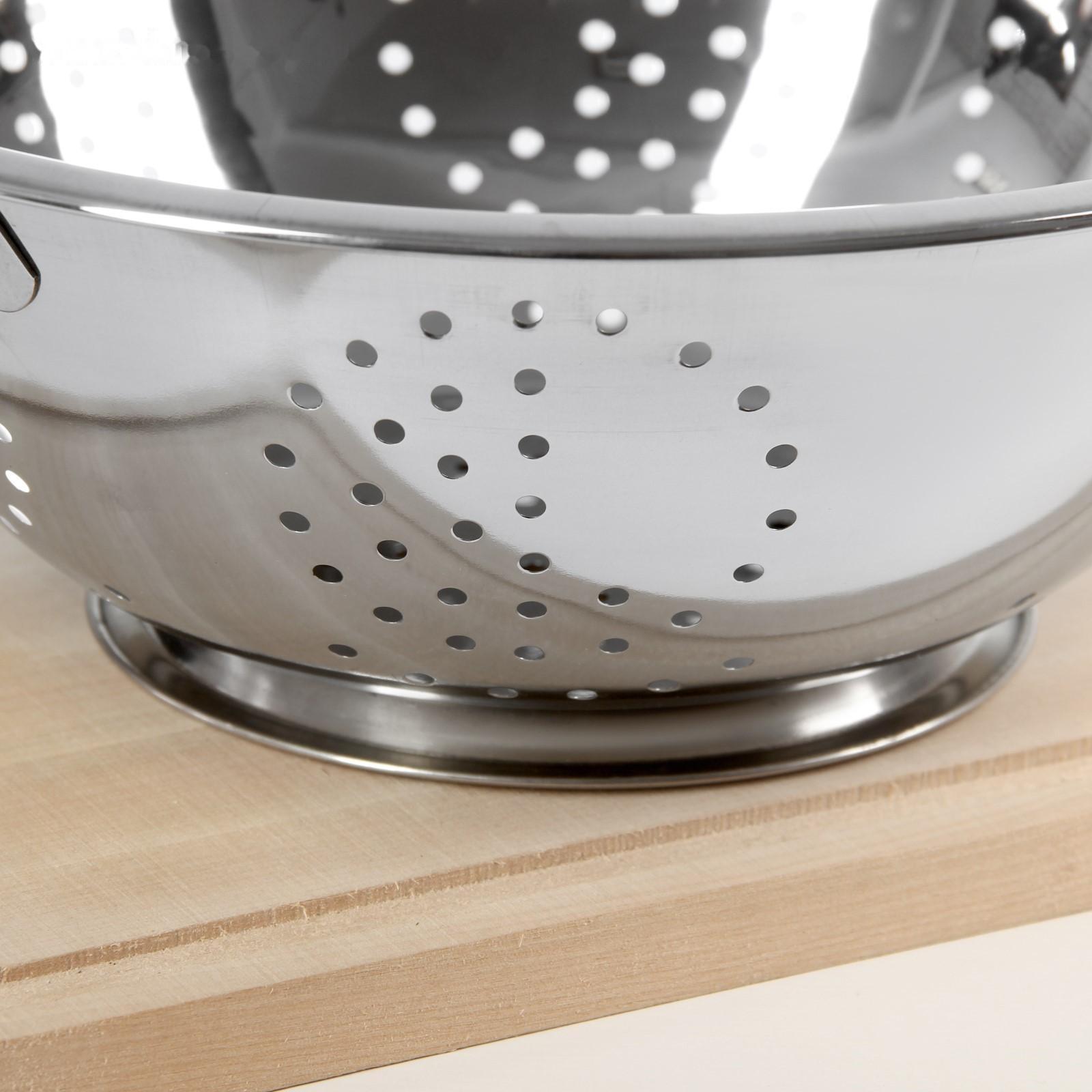 Дуршлаг из нержавеющей стали Доляна, d=28 см, на ножке, две ручки