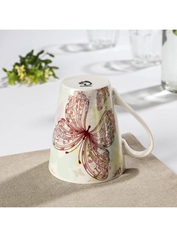 Кружка фарфоровая Доляна «Бабочка», 280 мл, цвет МИКС