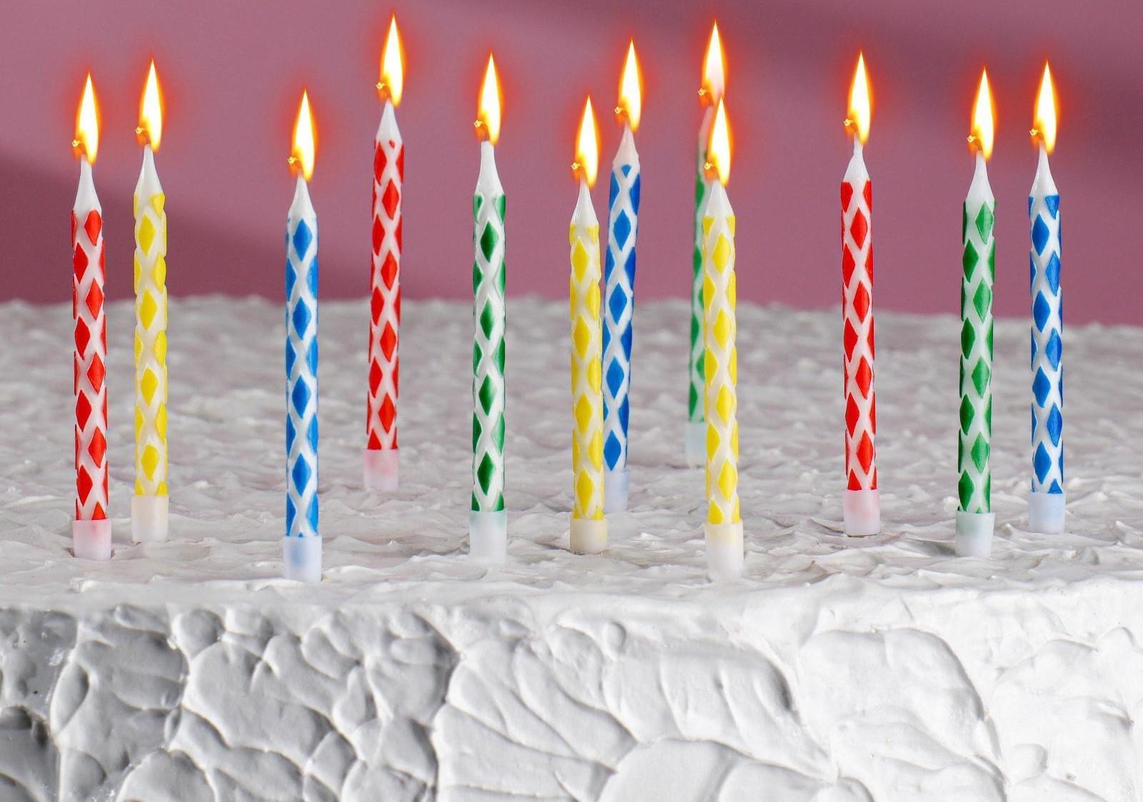 Свечи для торта с подставками, набор 12 шт, 6 × 0.5 см