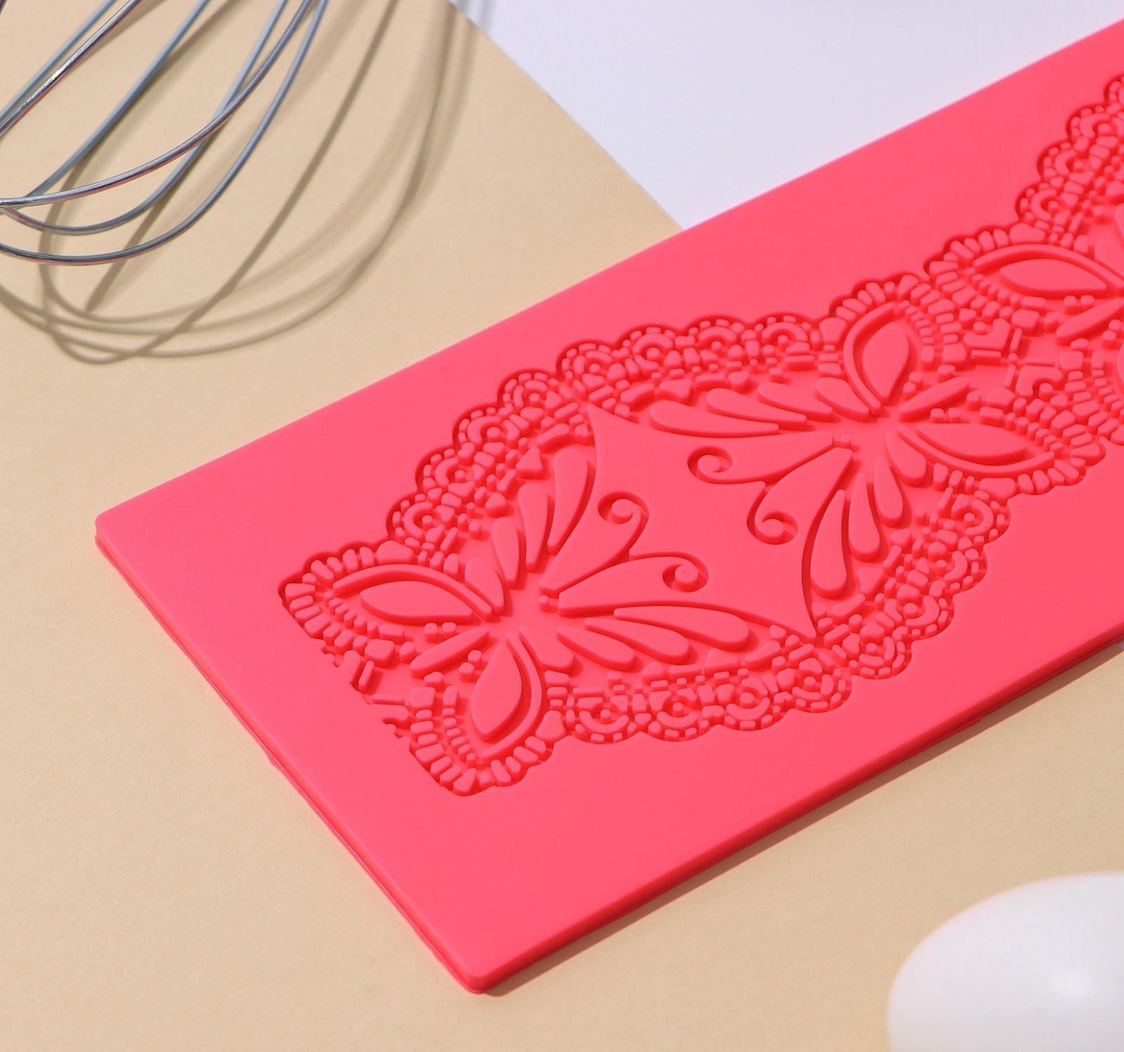 Коврик для айсинга силиконовый Доляна «Бабочки», 40×10×0,5 см, цвет МИКС