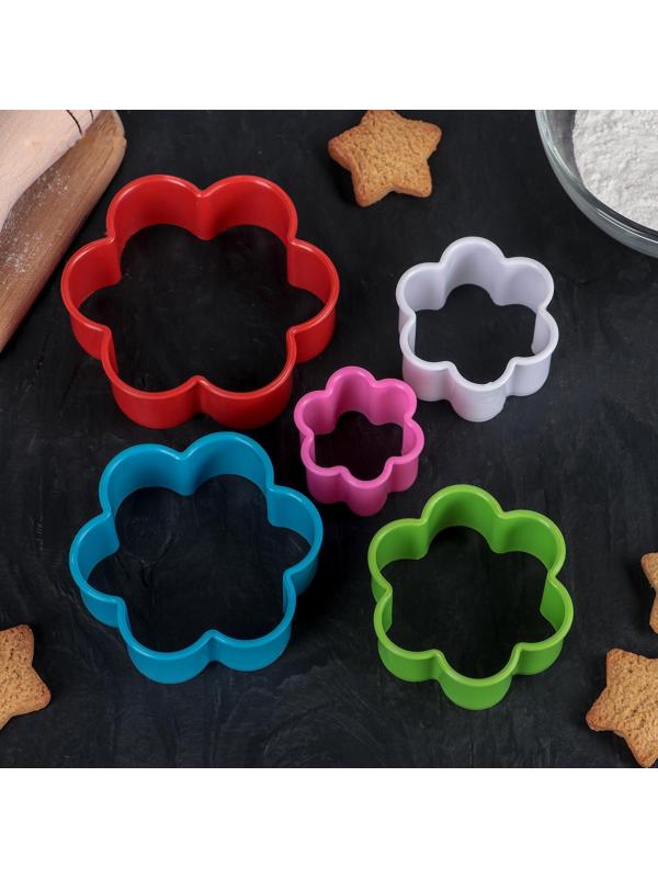 Набор форм для вырезания печенья Доляна, 5 шт: 9 см, 8 см, 6,7 см, 5,5 см, 4 см, цвет МИКС
