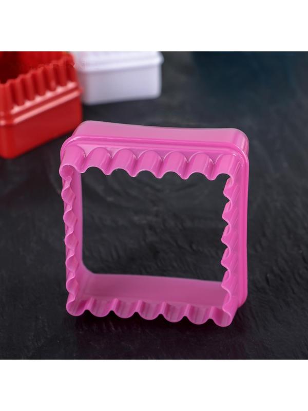 Набор форм для печенья Доляна «Квадрат», 5 шт, 8×8×3,5 см, цвет МИКС