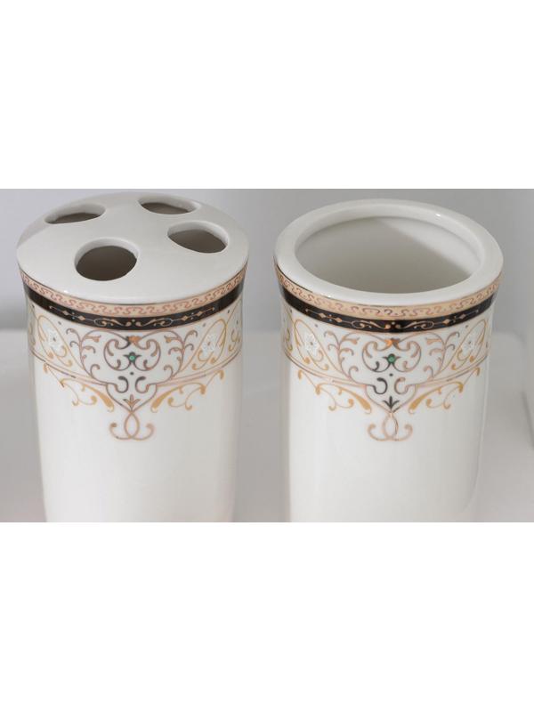 Набор аксессуаров для ванной комнаты Доляна «Золотая роскошь», 4 предмета (дозатор 250 мл, мыльница, 2 стакана)