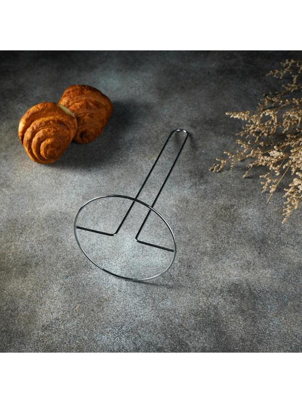 Подставка под бумажные полотенца Доляна, 13,5×13,5×28 см, цвет хром