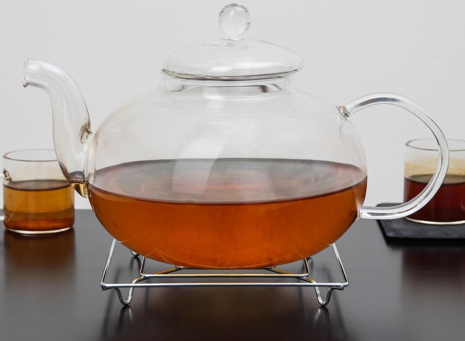 Подставка под горячее на ножках Доляна «Квадрат», 14×14×2 см, цвет хром