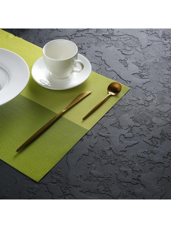 Салфетка сервировочная на стол «Настроение», 45×30 см, цвет зелёный