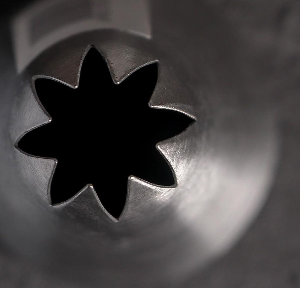 Насадка кондитерская «Закрытая звезда», d=3,4 см, выход 1,1 см, нержавеющая сталь