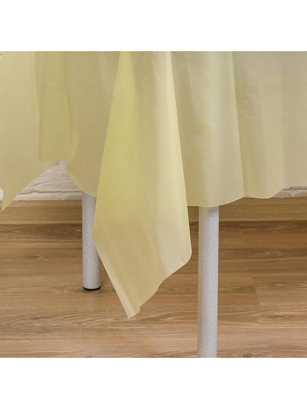 Скатерть «Праздничный стол», 137×183 см, цвет лимонный