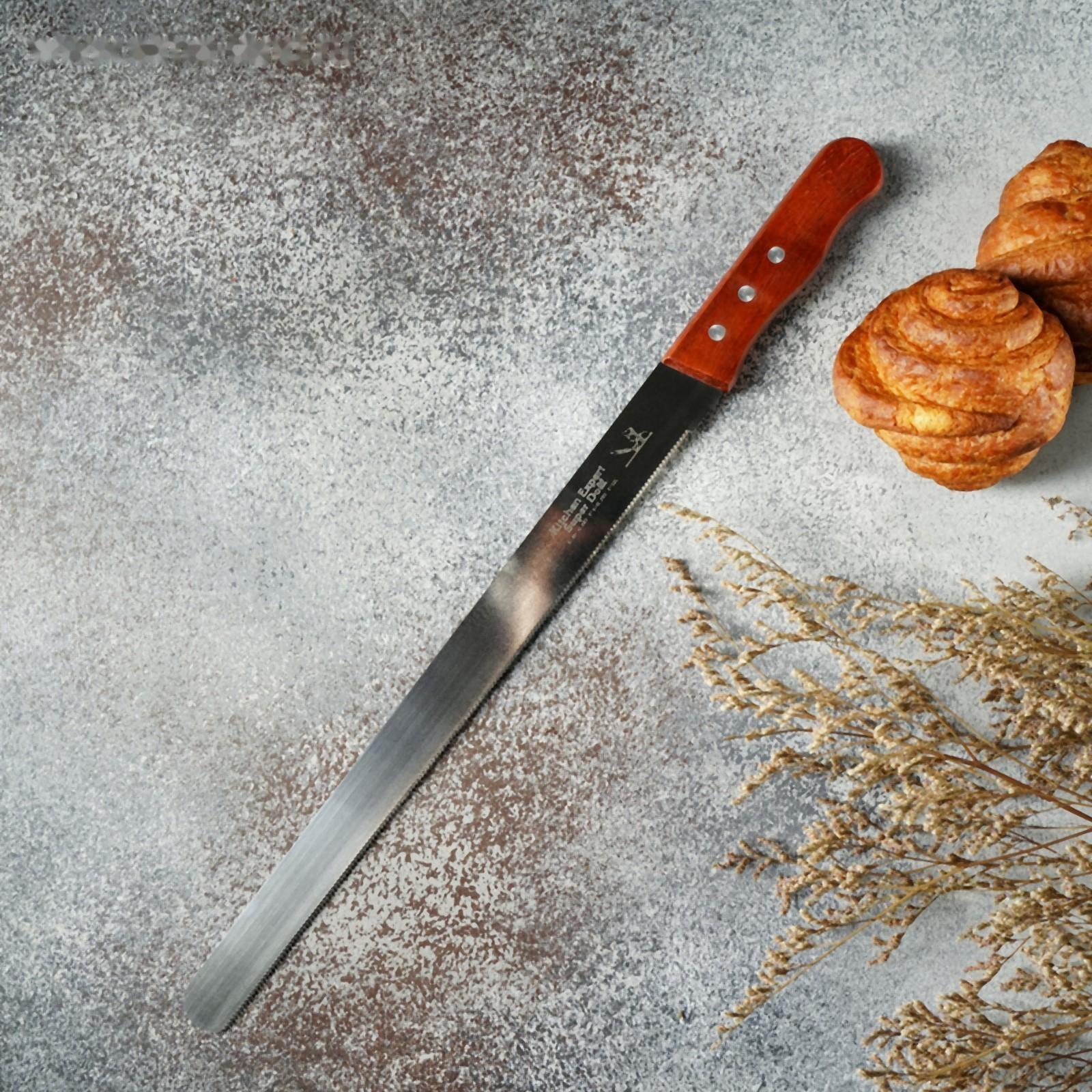 Нож для бисквита мелкие зубцы, рабочая поверхность 35 см, деревянная ручка