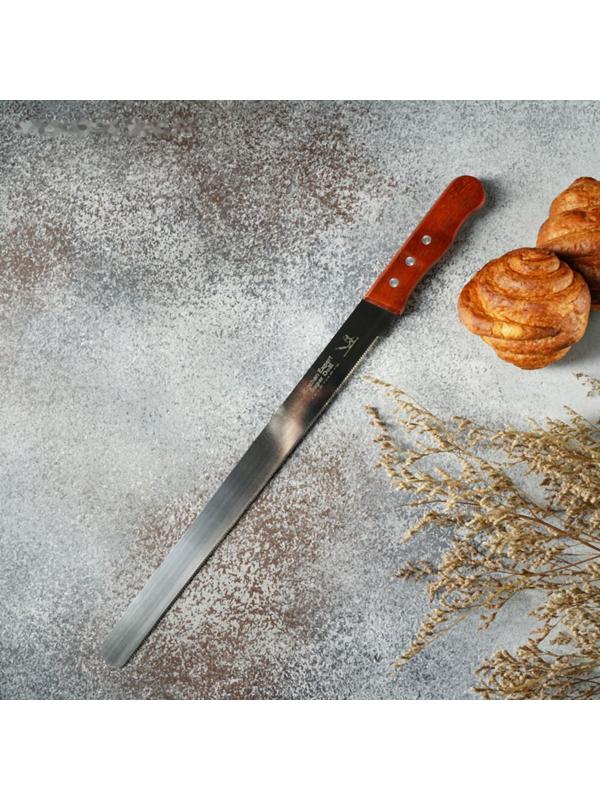 Нож для бисквита мелкие зубцы, рабочая поверхность 35 см, деревянная ручка