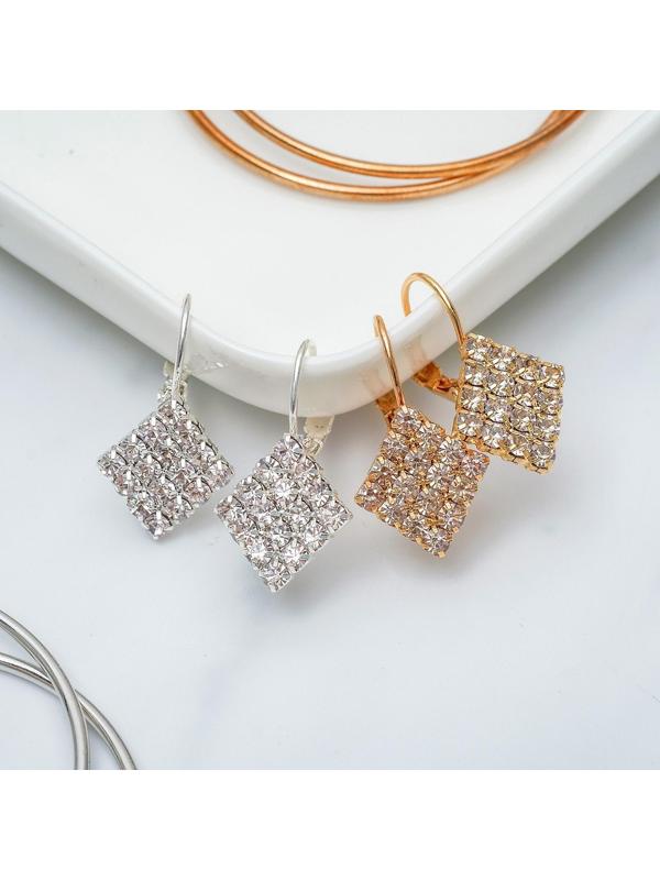 Серьги со стразами 