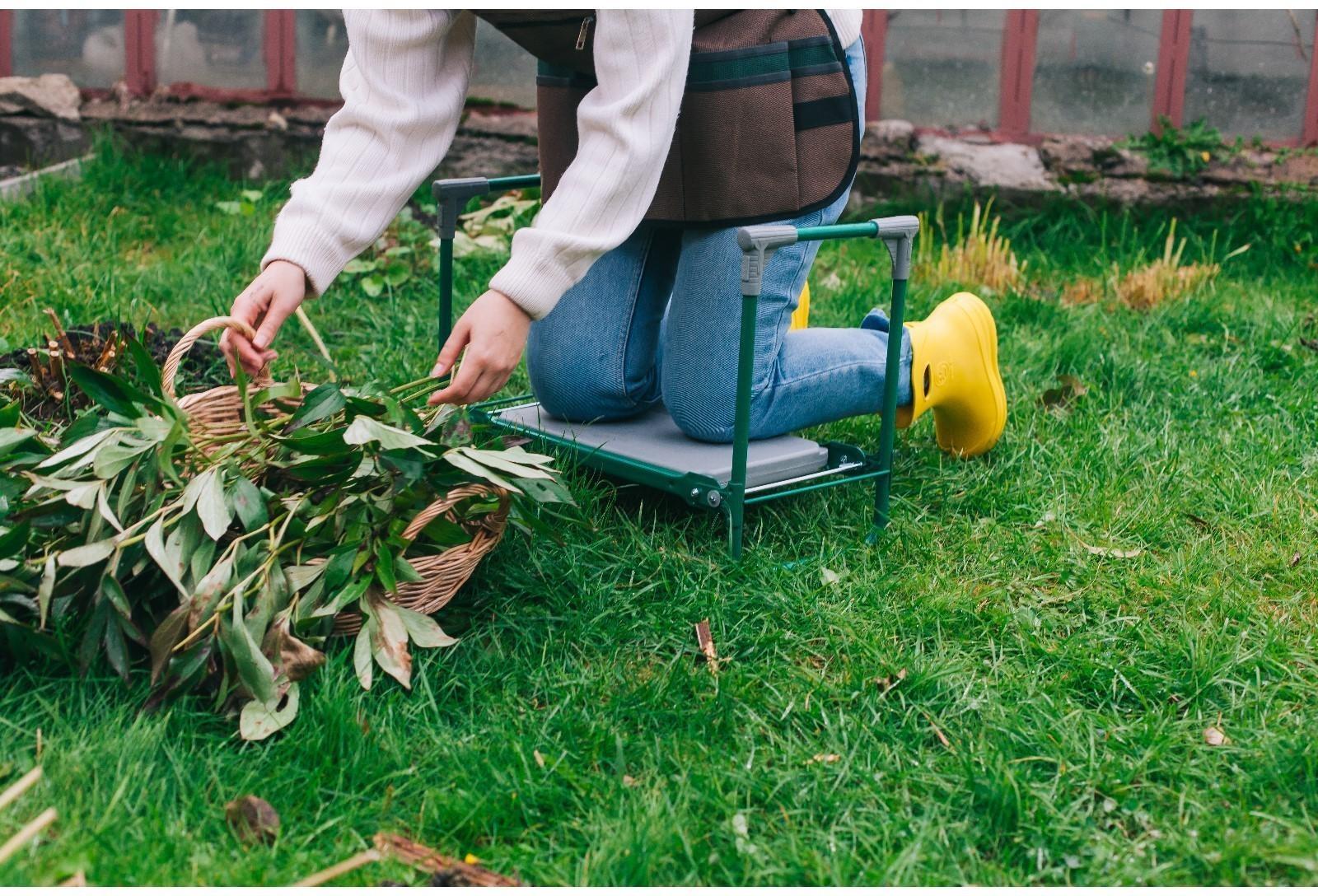 Скамейка-перевёртыш садовая складная 56х30х42,5 см, зелёная, максимальная нагрузка100 кг