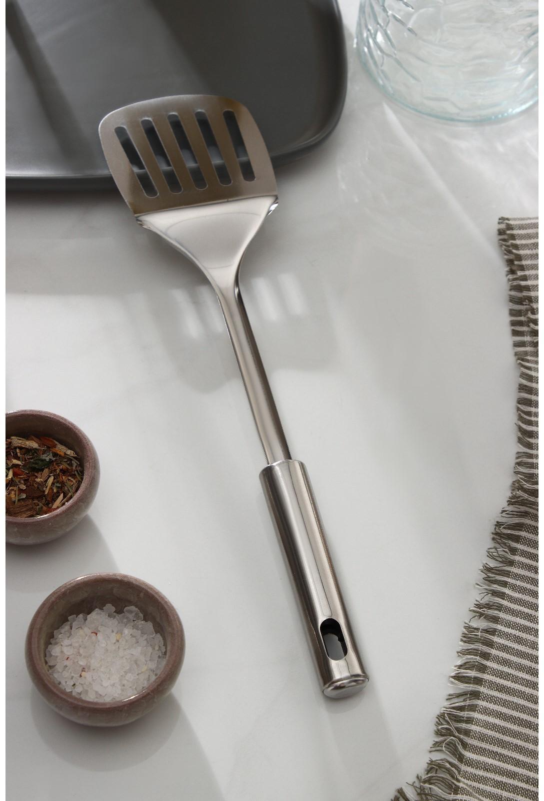 Лопатка из нержавеющей стали Доляна «Стандарт», h=33,5 см, с отверстиями