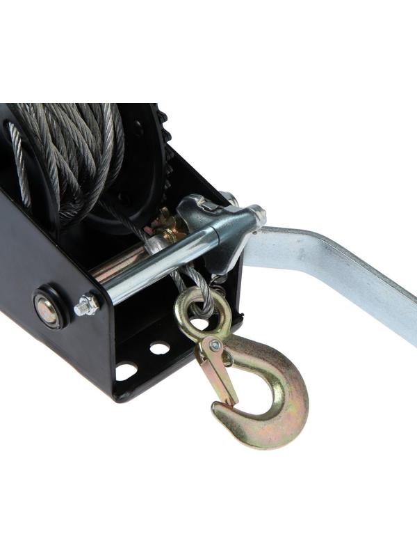 Лебедка ручная барабанная тяговая ТУНДРА, 1000 кг, металлический трос 10 метров