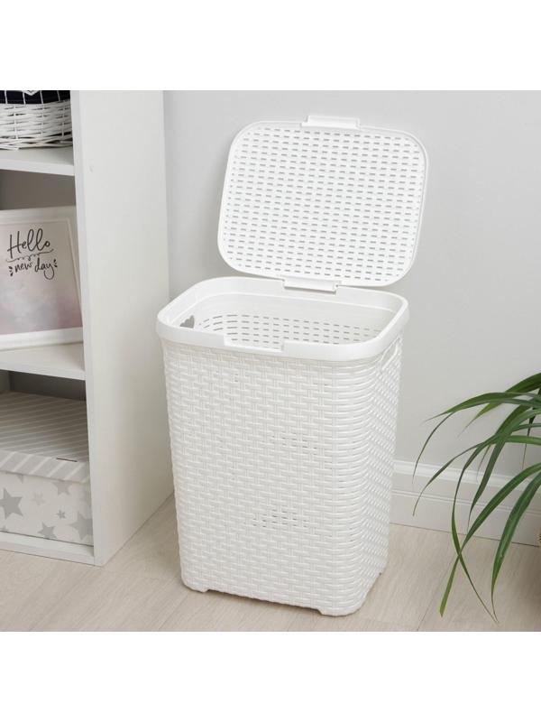 Корзина бельевая с крышкой «Ротанг», 40 л, 37×29×48 см, цвет белый