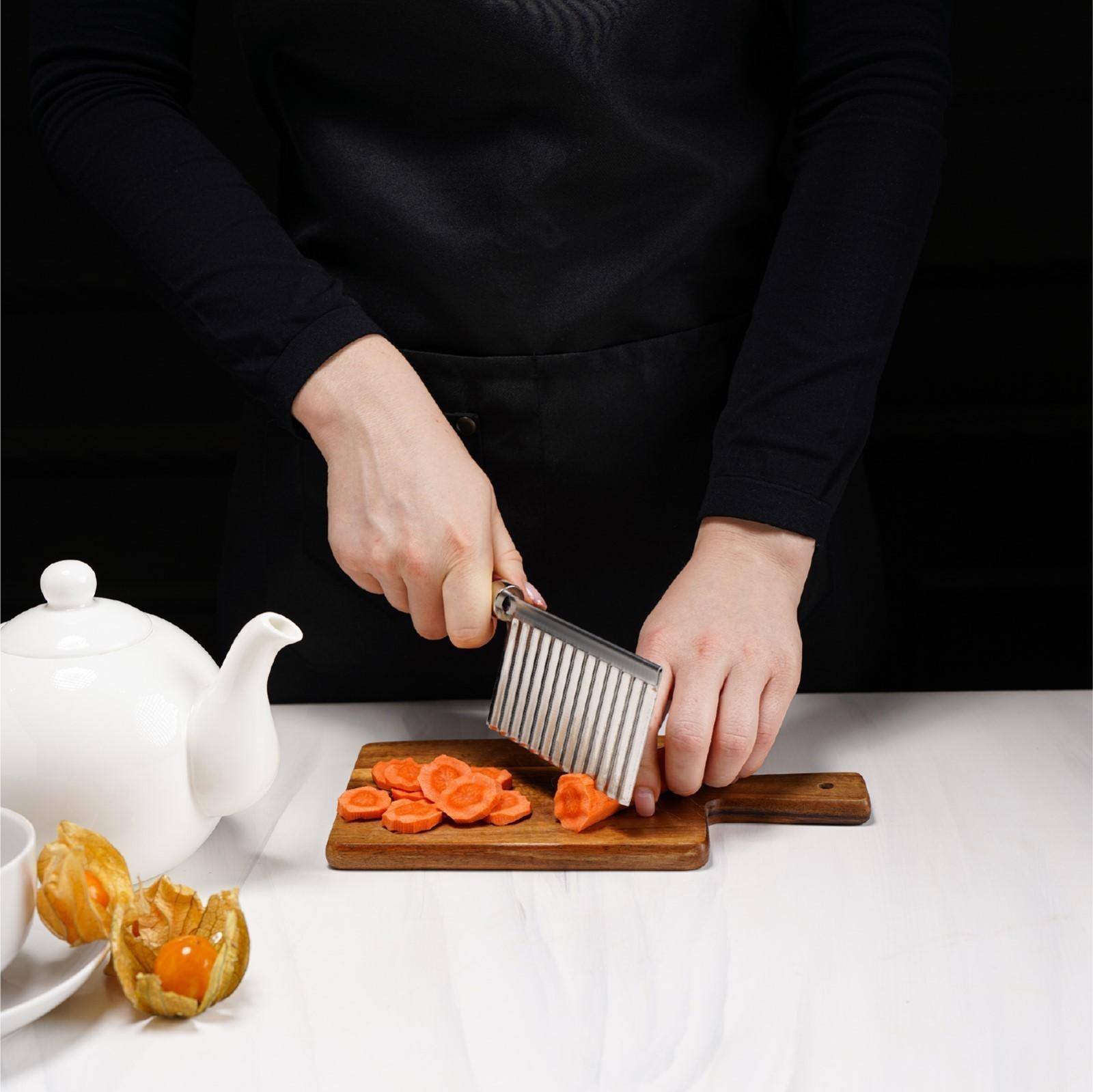 Овощерезка фигурная Доляна «Вкус», 18,5×5,5 см, цвет бордовый