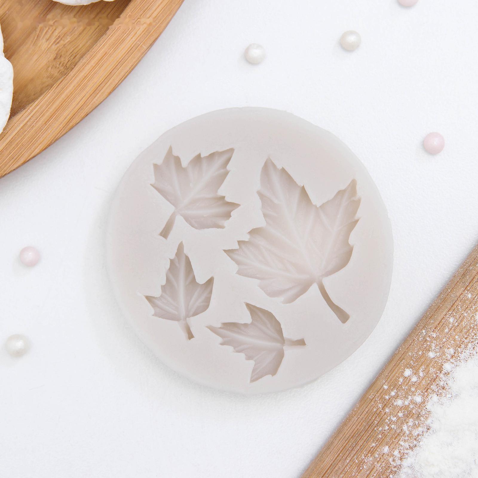 Молд «Лист кленовый», 6,5×1 см, цвет МИКС