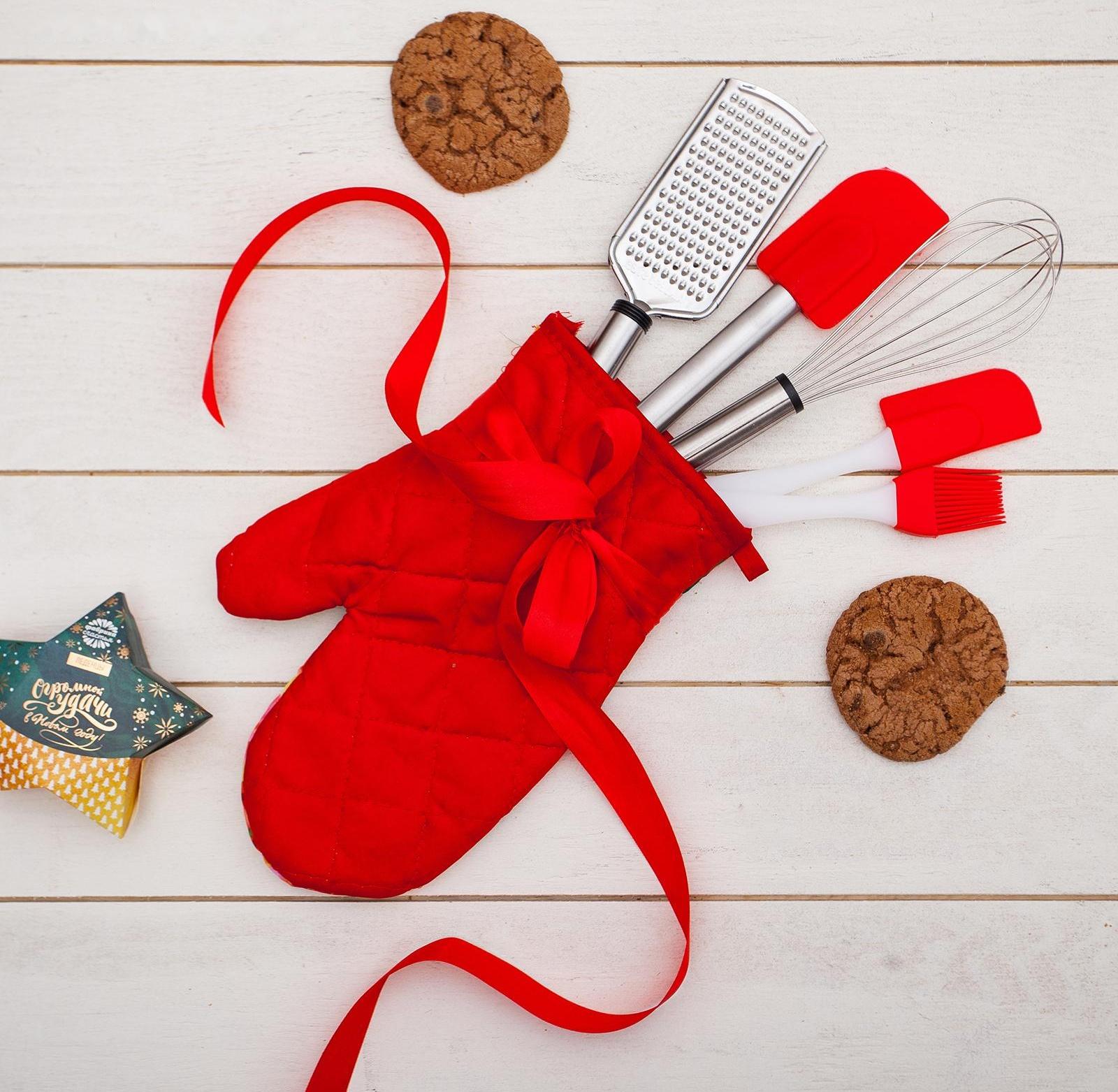 Тёрка Доляна «Помощник», 24 см, с ручкой, цвет хромированный, чёрный