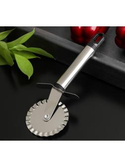 Нож для пиццы и теста Доляна «Помощник», 18 см, ребристый, цвет черный