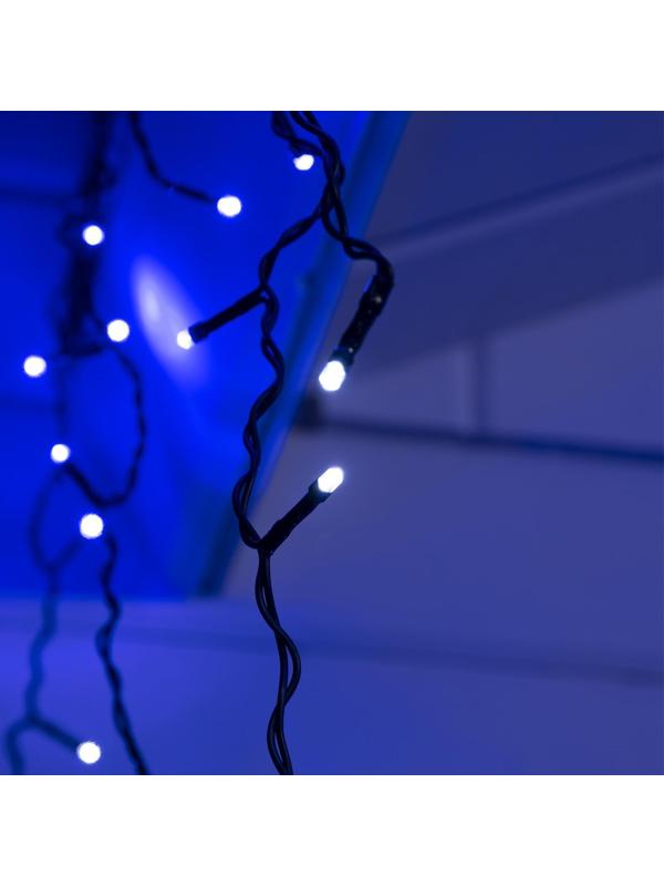Гирлянда «Бахрома» 4 × 0.6 м, IP44, тёмная нить, 180 LED, свечение синее, мерцание белым, 220 В