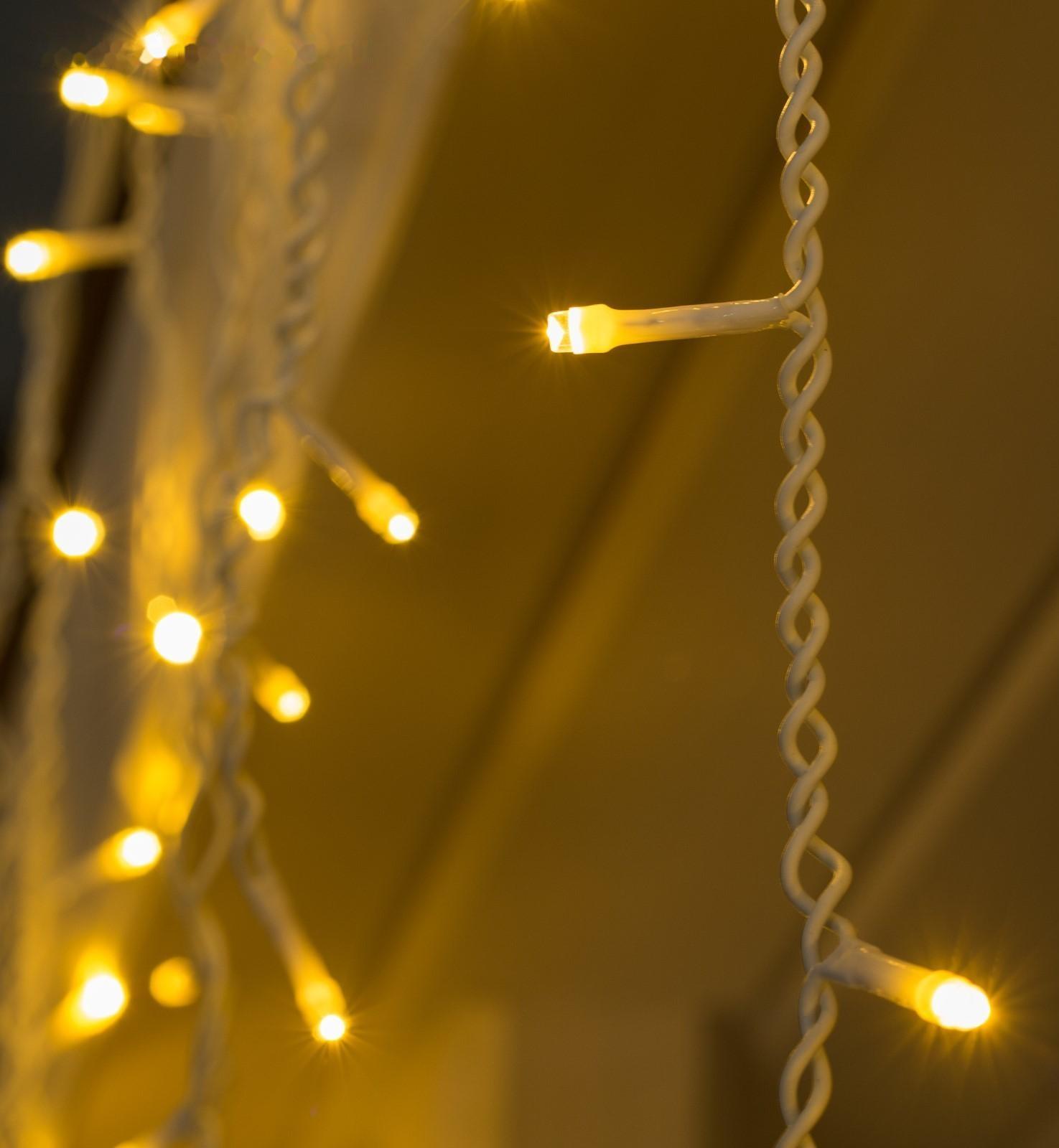 Гирлянда «Бахрома» 3 × 0.6 м, IP44, УМС, белая нить, 160 LED, свечение тёплое белое, 220 В