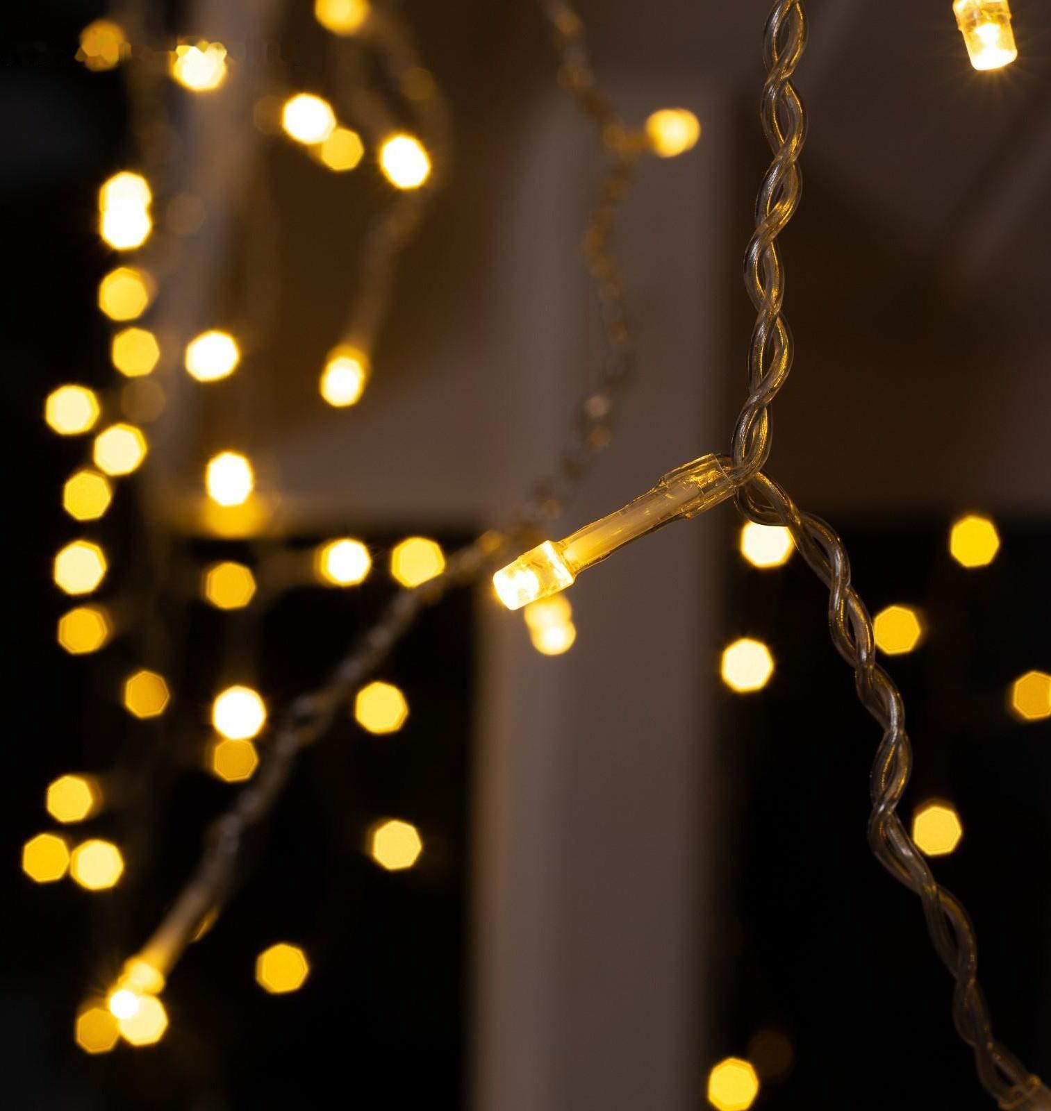 Гирлянда «Бахрома» 4 × 0.6 м, IP44, прозрачная нить, 180 LED, свечение тёплое белое, 8 режимов, 220 В