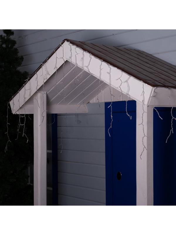 Гирлянда «Бахрома» 4 × 0.6 м, IP44, прозрачная нить, 180 LED, свечение тёплое белое, 8 режимов, 220 В