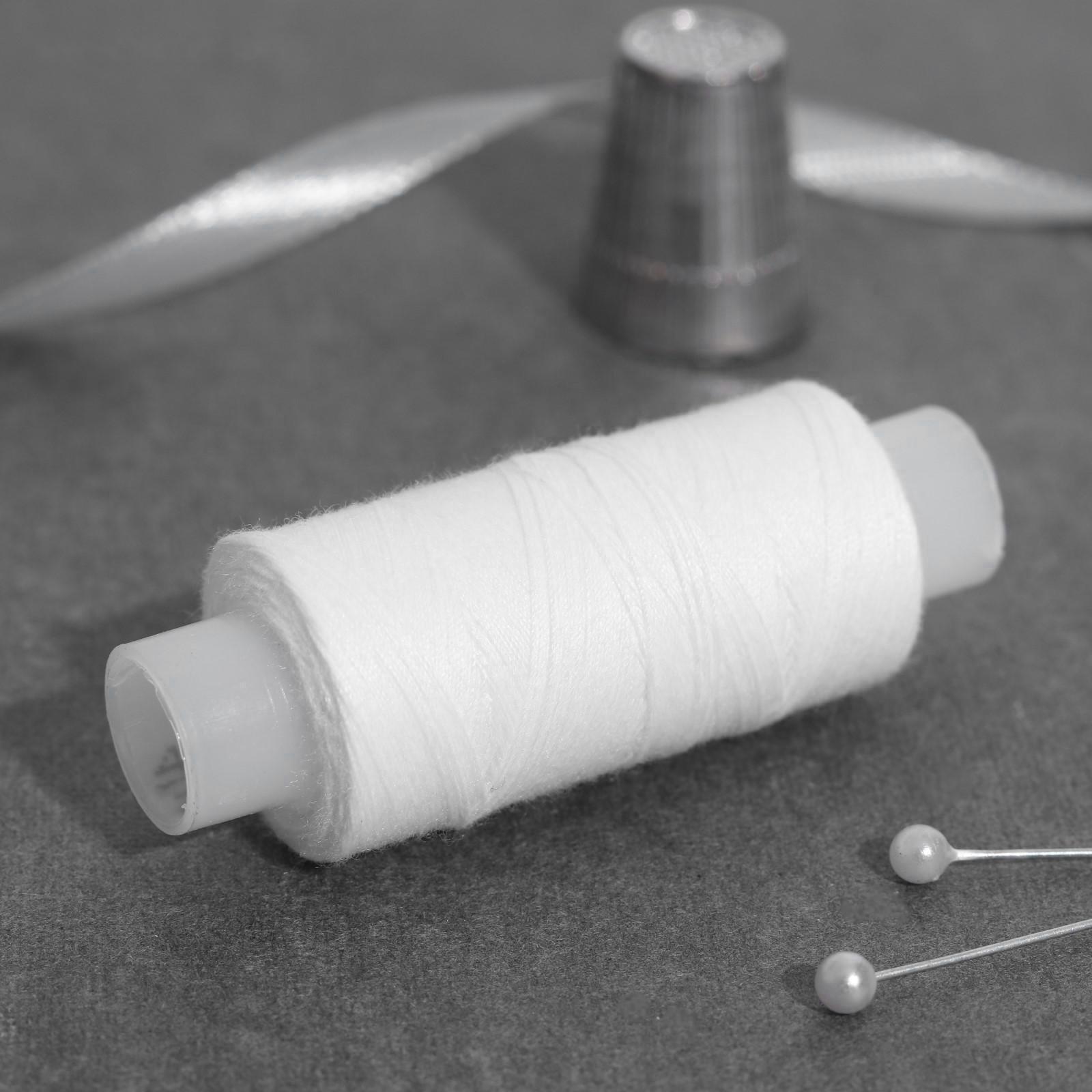 Нитки 40ЛШ, 200 м, цвет белый №0101