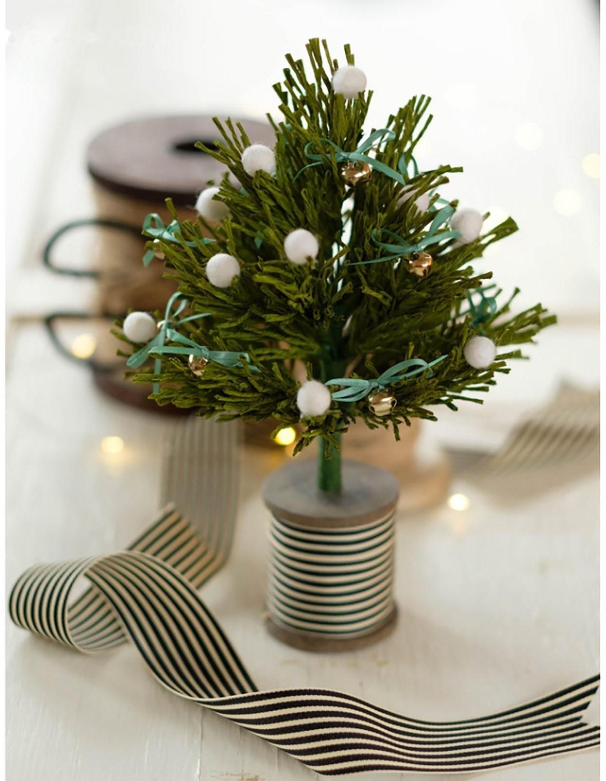 Бумага для упаковок и поделок, гофрированная, фисташковая, зеленая, однотонная, двусторонняя, рулон 1 шт., 0,5 х 2,5 м