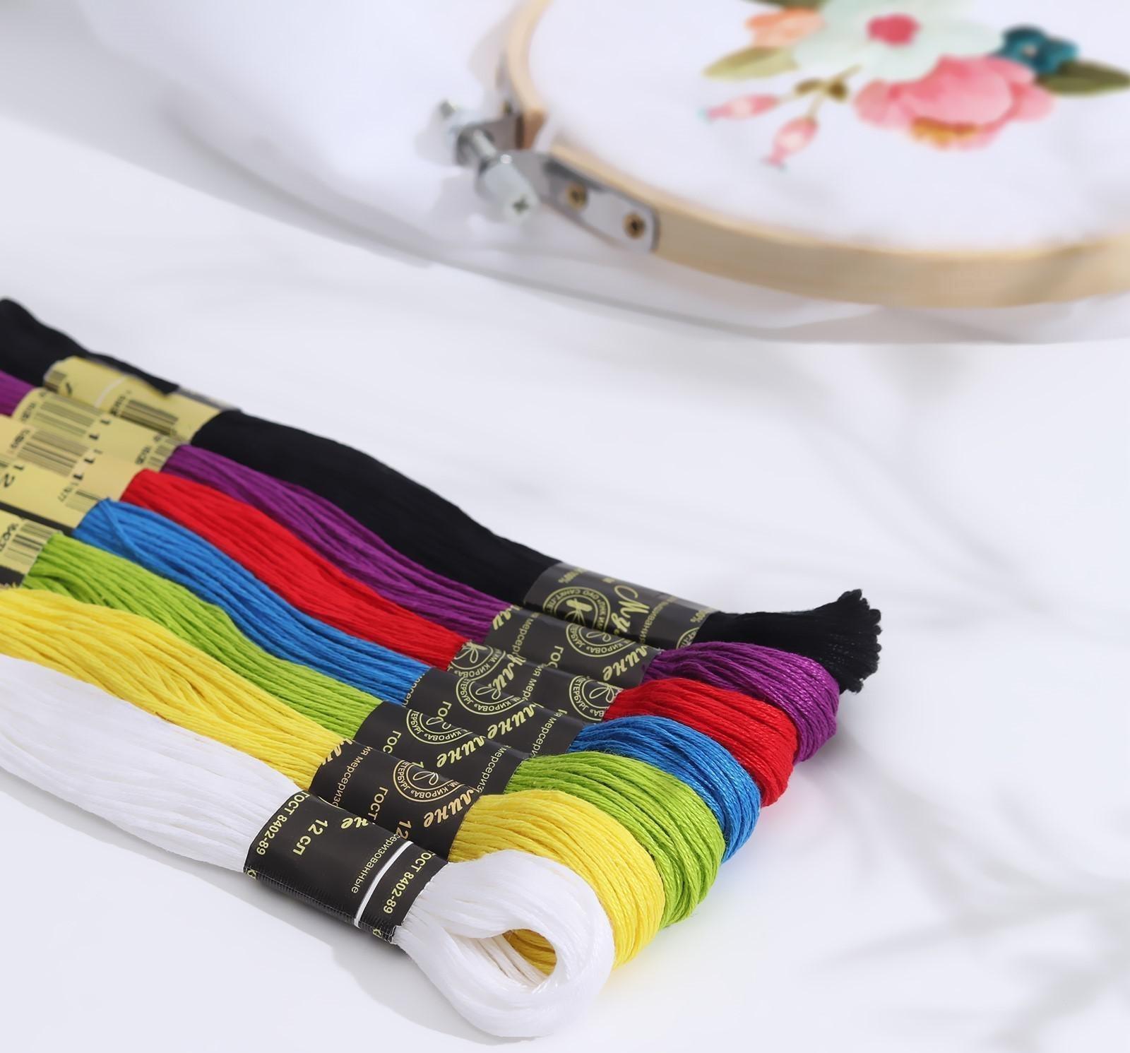 Набор ниток мулине «Школьный», 10 ± 1 м, 7 шт