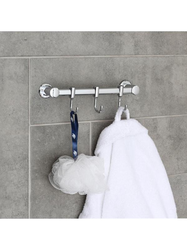 Крючок настенный на планке, двигающийся, Accoona A163-3, 3 шт, цвет хром