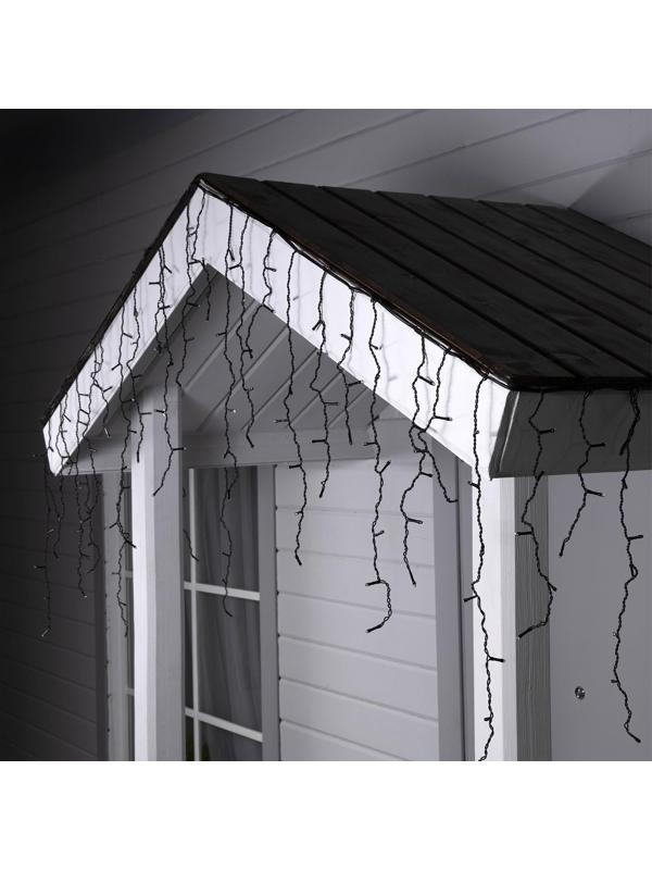 Гирлянда «Бахрома» 3 × 0.6 м, IP44, УМС, тёмная нить, 160 LED, свечение бело-синее, мигание, 220 В