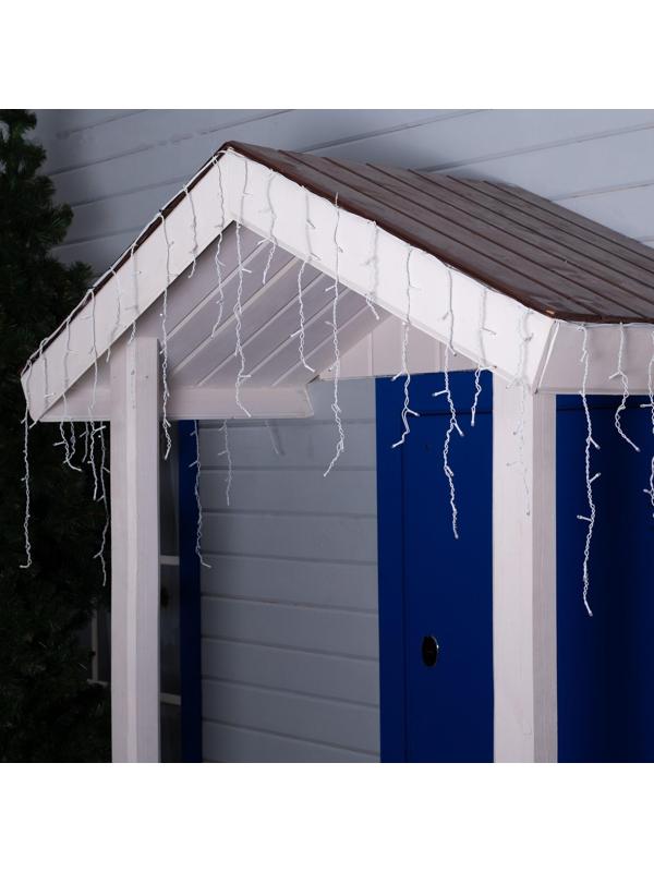 Гирлянда «Бахрома» 3 × 0.6 м, IP44, УМС, белая нить, 160 LED, свечение мульти, 220 В