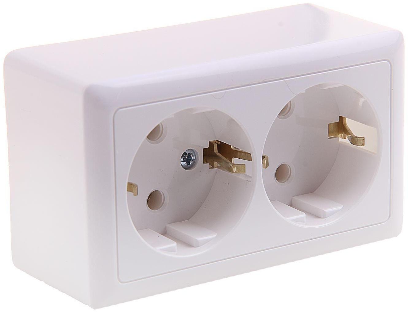 Розетка двойная SE 