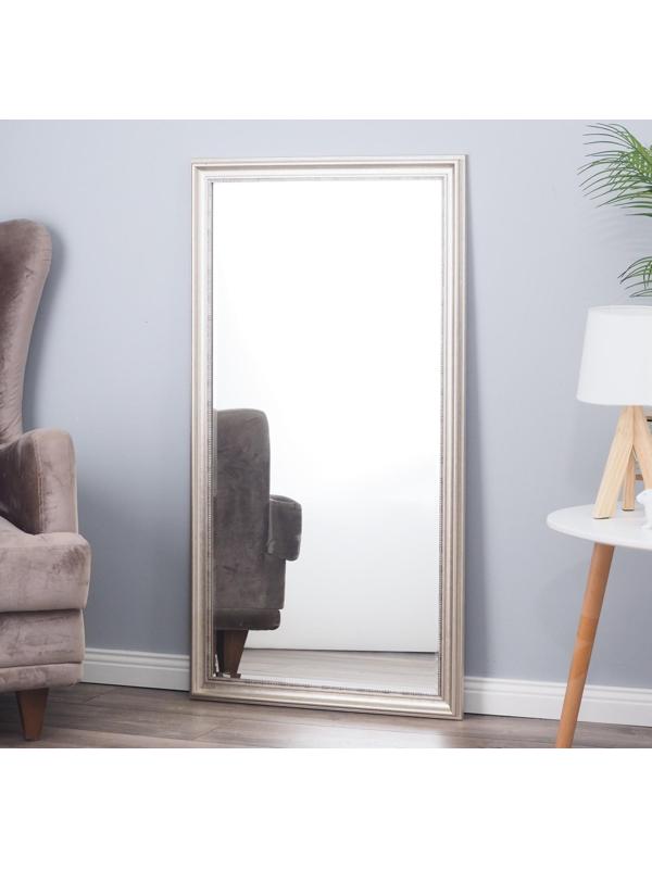 Зеркало настенное в раме 